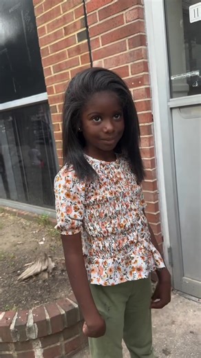 Pretty girl 😍 | Fashion Beauty Kids