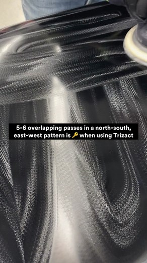 It's important to sand for the right amount of time when using Trizact discs! 👍 We always recommend doing 5-6 overlapping passes in a north-south, east-west pattern. This helps provide even coverage for the working area and helps make sure you are removing very fine defects in the painted surface. And yes -- Trizact discs should be used damp! Not dry, not soaking wet -- just slightly damp. 😊 https://s.3m.com/4s0tx98w | 3M Collision Repair