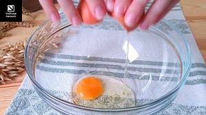 Easy jam rolls recipe