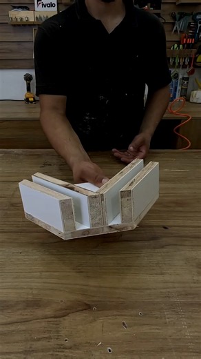 تجميع قطع الـMDF أصبح أسهل وأدق 🔧🔥 #woodworking #wooddesigner #wooddesigner #diy #tools #woodwork