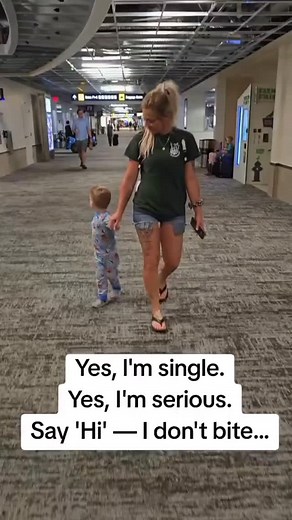 American single woman #datingadvice #single #singlemoms #meets #datewithme #dating | Lonelygirlxoo