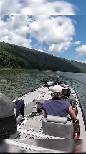 2025 Avid 18 Vertex - First time getting on plane #Avidboats #bassboat #bassfishing