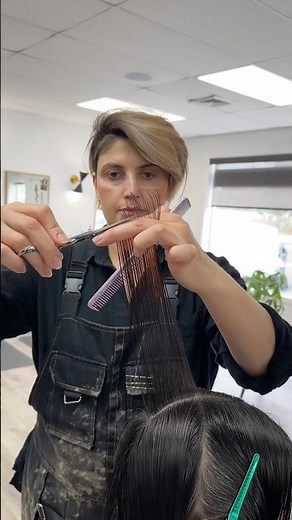 Watch this layered bob haircut tutorial