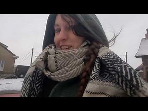 Barefoot in the Snow & Ice — Feeling Stronger, Warmer & Healthier ❄️🦶