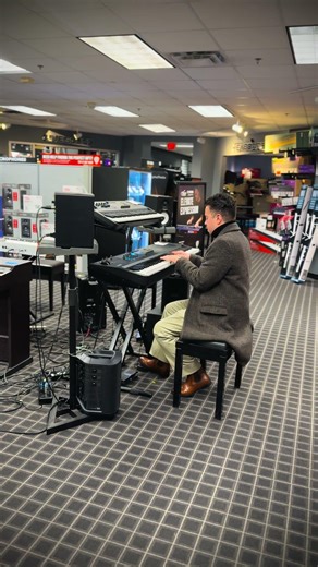 Playing the YAMAHA MODX M8