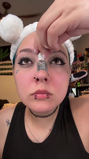 Disco Face: Masked Girl Trend Takes Over