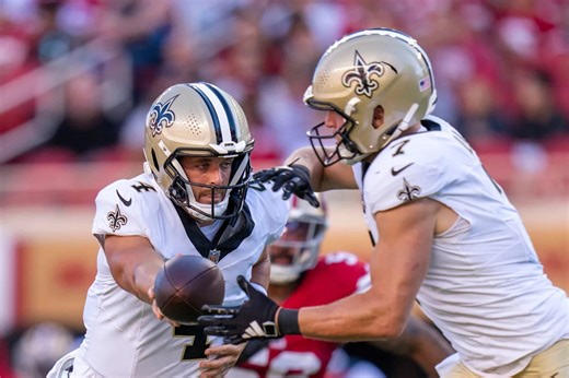 Opinion: Don't Count on Derek Carr Finding a Trade Partner