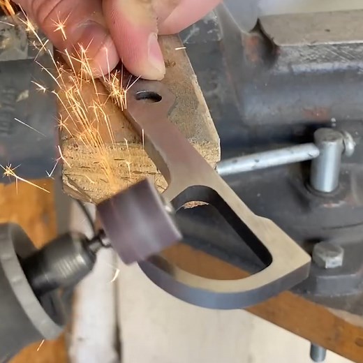 914K views · 4.7K reactions | How To Make Sharp Scissors | DIY & Crafts | Facebook