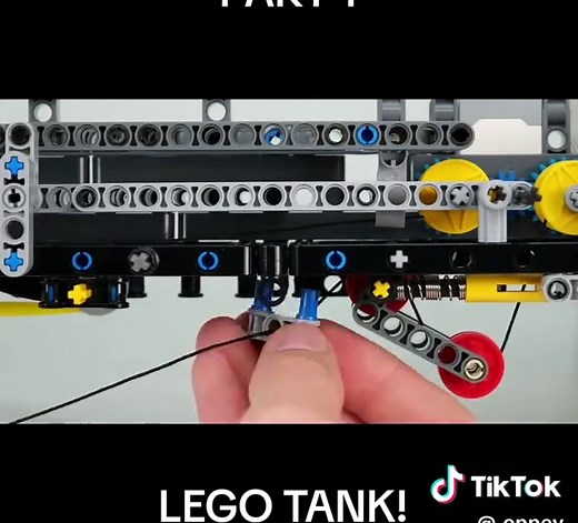 PART 1 Building a lego Tank video by Brick Technology Original#lego