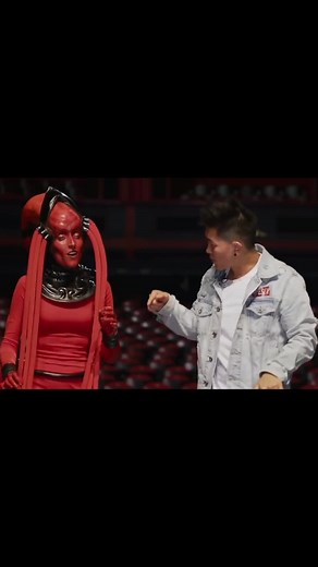 Beatbox Duet with an Alien