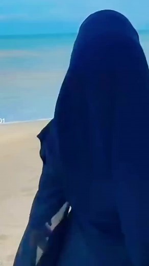 Stylish Beach Outfit Inspiration for Women