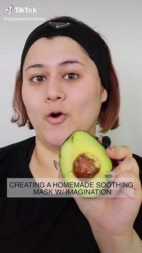 I love using Inagination because I can make fresh customized masks at home that are hydrating & soothing for my skin (and that actually stick well too)! Link in my bio if you want to customize your own mask with #imagination #foreo #diyskincare