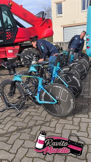 XDS ASTANA X-LAB BIKES. Paris-Nice 2026. #procycling #cycling #xdsastana #xlab #cyclisme #ciclismo