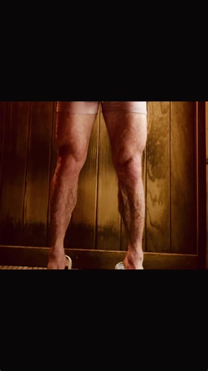 Legs and quads flex and Peacock session (edited for TikTok community standards) #peacockitout #physique #model #fyp #bwc