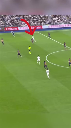 Le but de mbappe face au barça