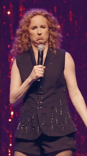 Silvi Tourigny | On fire | Gift exchange #humor #standup