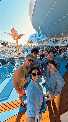 Our First Cruise Ever on Wonder of the Seas 🚢 | Royal Caribbean’s Oasis Class Experience!