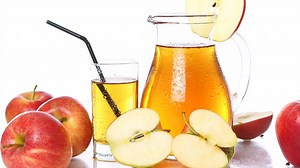 7 Health Benefits Of Consuming Apple Juice Every Morning