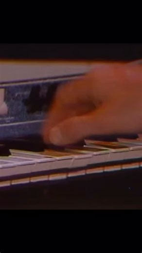 Sandy Night - The Hollies July 4 1975 live Do you remember this cover? Do you like it? Have a great day! “4th of July, Asbury Park (Sandy)”, often known just as “Sandy”, is a 1973 song by Bruce Springsteen, originally appearing as the second song on his album The Wild, the Innocent & the E Street Shuffle. It was released as a single from the album in Germany. Off the album Another Night is which is the 15th UK studio album by English rock/pop band, the Hollies. It is the band’s second album with