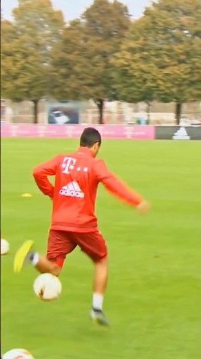 How to do the Thiago Flick Up Rainbow Tutorial 🌈 🇪🇸 /Intuitive