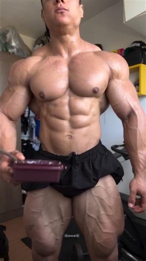 Hot🔥💪Young🏋️🏋️Bodybuilder😎ABS Showing with💪💢Sam Fitness😈motivation🏋️🔥2026