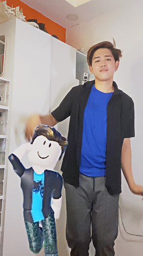 768K views · 7.5K reactions | Drop your Roblox Id#roblox | ROLYN JAY | Facebook