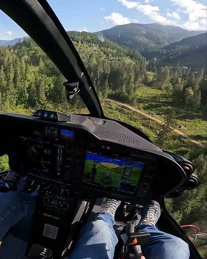 First time flying the Bell 505 Jet Ranger X - approach to confined area