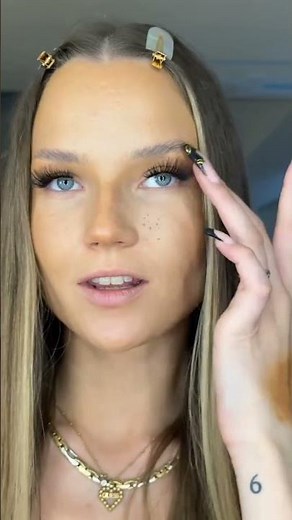 💡 One Tube. Endless Looks. 🤎✨