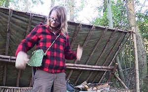 莉莉做的编织袋 How To Weave A Primitive Bushcraft Bag