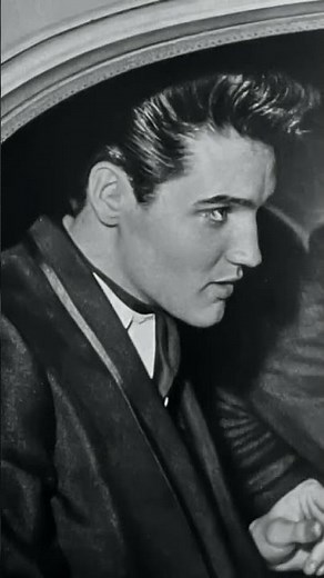 👑💋ELVIS👑💋IN YOUR ARMS 1961👑💋#elvispresley