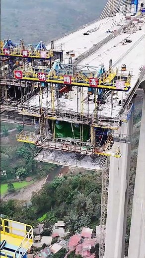 🌉 This Bridge Defies Gravity! 😱China’s Liuzhi Bridge | Engineering at Its Extreme