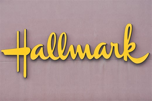 Hallmark Actor and Partner Marry in 'Luxury Weekend' Wedding