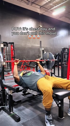 Atanga Gidel on Instagram: "4 Reasons You Should Keep Your Elbows Tucked: 1️⃣ Shoulder Protection: 👉 Keeps your shoulders in a safer position and reduces stress on the rotator cuff, lowering the risk of injury. 2️⃣ Better Chest Activation: 👉 Tucking your elbows helps you press through your chest, not your shoulders — giving you better muscle engagement and growth. 3️⃣ Stronger & More Stable Press: 👉 Improves pressing mechanics and keeps your wrists, elbows, and shoulders aligned for more powe