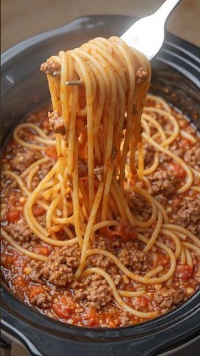 🍝 One-Pot Slow Cooker Spaghetti & Meat Sauce