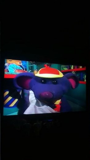 Bananas in Pyjamas Cafe Rat Rat in A Hat Tells The Bananas To Go Away