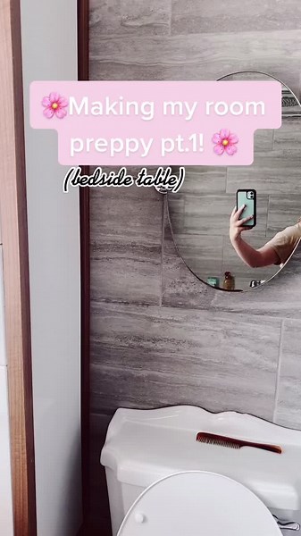 🌸first video🌸 pt.1 of making my room preppy! #fyp #makingmyroompreppy #preppy #clean #viral #makingapreppyroom 🌸