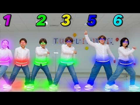 ​SHUFFLE BATTLES🤓🔥 WHO WIN 🏆 LITTLE KIDS BATTLE?? 😱 TUZELITY DANCE 🫰