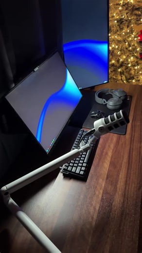 Waiting for longer display port cable to get here then monitor is going on the left side #techtok #christmasbreak #compsetup #attackshark #wood