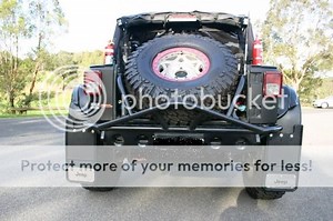pre-runner style tire carrier