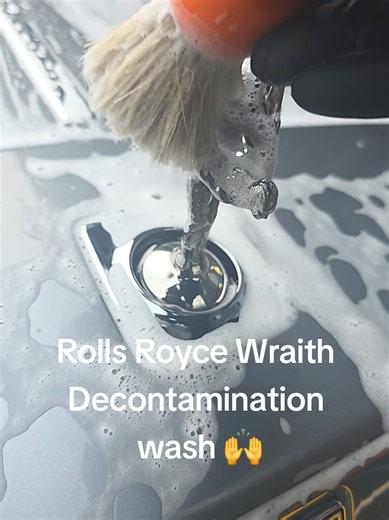 Rolls Royce Wraith decontamination wash #rollsroyce #wraith #detailing #clean #luxury