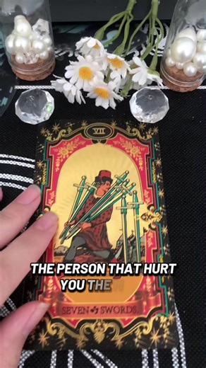 Unlocking the Secrets of Tarot Reading