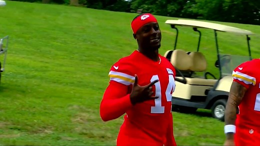 23K views · 200 reactions | Cornell Powell has signed with the Pittsburgh Steelers! The former J.H. Rose High School star waited patiently for the last three months after a one-game stint with the Houston Texans in the preseason to get another shot. Luke Schwartz caught up with Cornell Powell at the Raleigh-Durham airport this morning before he flew to Pittsburgh on what it means to continue to live out his dream | WCTI News 12 | Facebook