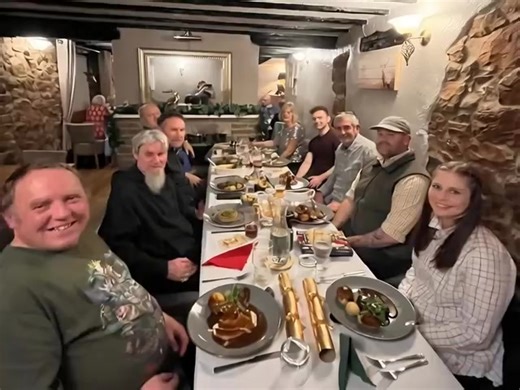 A very merry Christmas from all members of the Forest of Dean Metal Detecting Club | Forest of Dean Metal Detecting Club