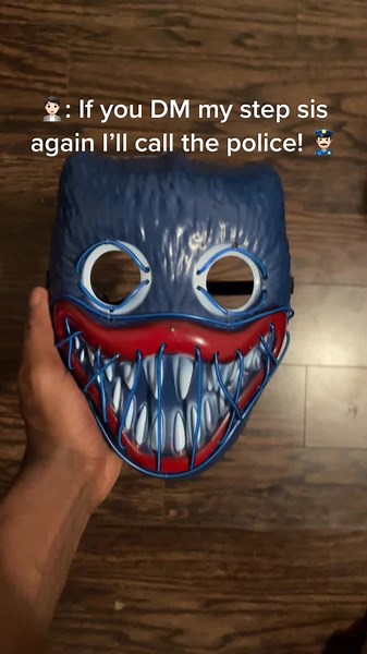 Who wants one?🥳 #poppyplaytimechapter2 #halloween #fyp