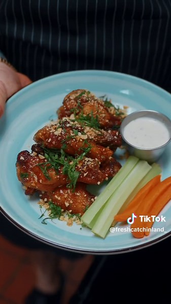 Fresh Catch Inland: Culinary Passion in Estero