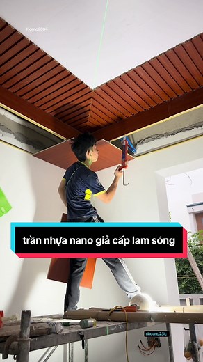 Trần Nhựa Nano Giả Cấp Lam Sóng