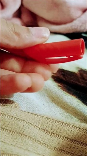 making fake blooding cut with pens blue,black and red pen easy tutorial for prank