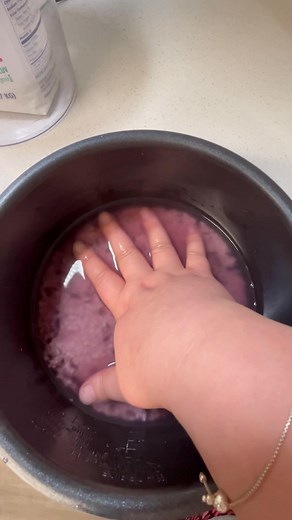 How I make Purple Sticky Rice in the Rice Cooker. #Sticky rice #cooking #tutorial #yummyfood #fypreelsシ゚viralシ | Youa Xiong