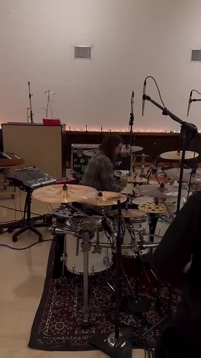 1.7M views · 20K reactions | Slipknot’s new drummer unmasked! Dave heard new Anthrax today. Smiles all around. @davestruestories @charbenante @thefrankbello @anthrax @foofighters #scentlessapprentice | Scott Ian | Facebook