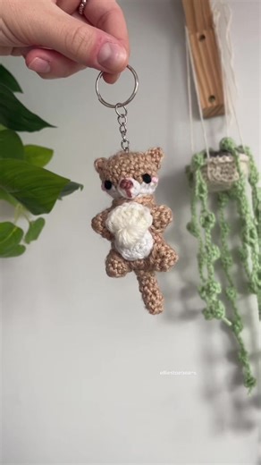 Crocheting Adorable Otter Keychains | Cute DIY Ideas